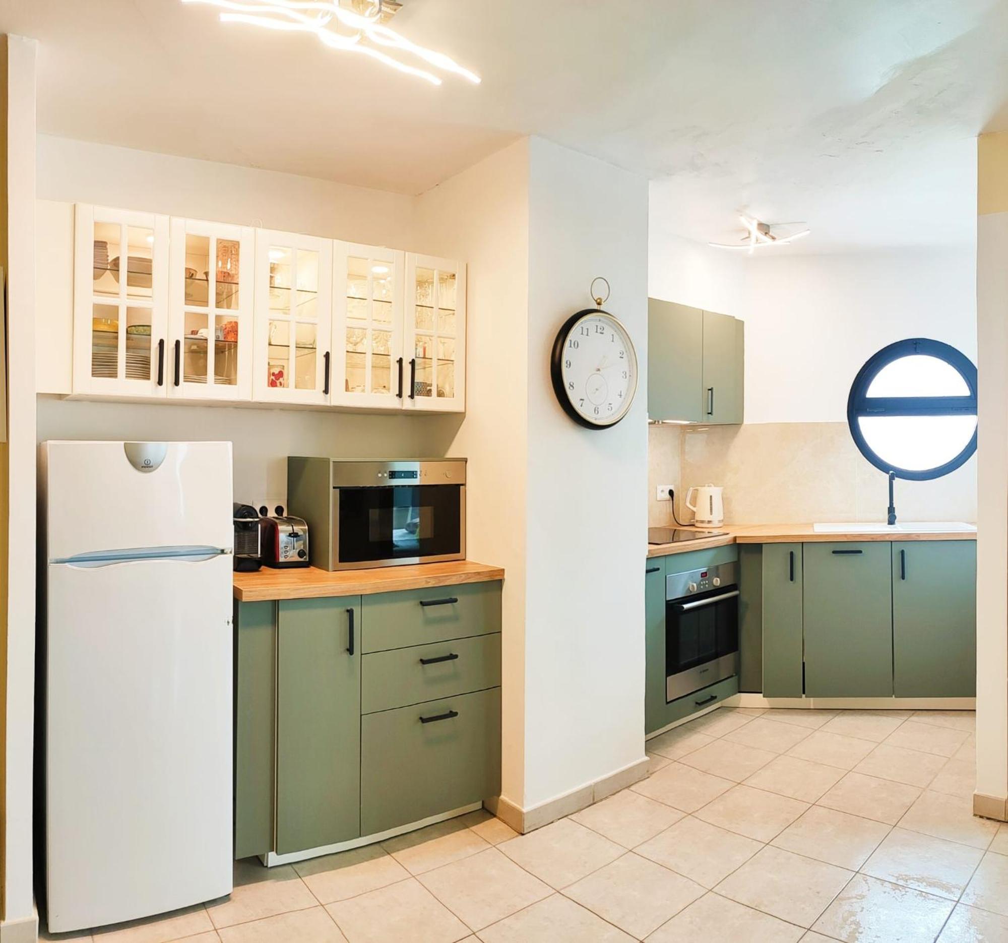 Appartement 6 Personnes Face A La Mer Cagnes-sur-Mer Exterior photo